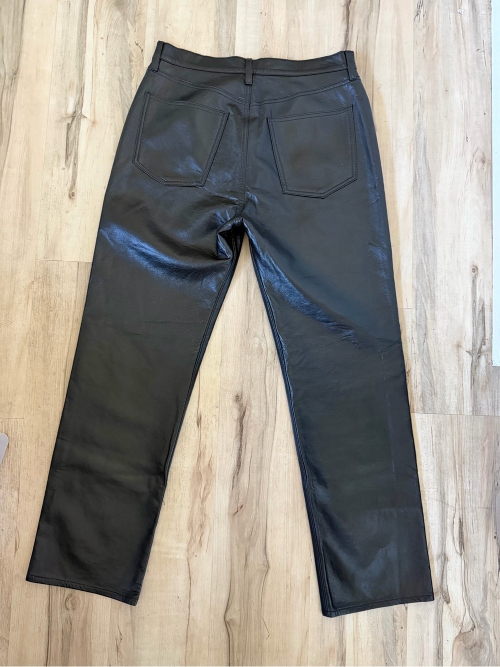 AGOLDE NWT Black Faux Leather Straight Leg Pants Size 30 - Picture 3 of 5